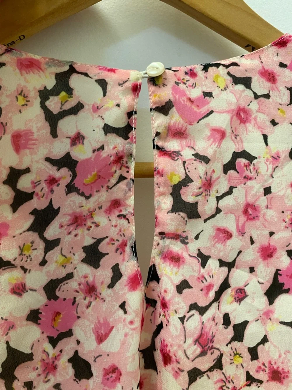 Japna Pink Floral V-Neck Long Sleeve Tiered Dress - Picture 4 of 10